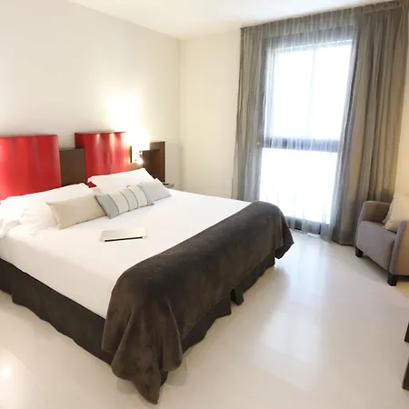 Ciutat De Hotell