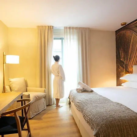 Ciutat De Hotel 4*